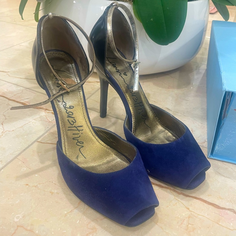 Gorgeous indigo suede LANVIN peep toes